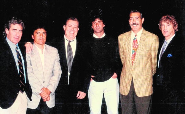 Abelardo, Valdez, el 'Hincha Sam', Kempes, Barrachina y el también desaparecido Juan Cruz Sol. 