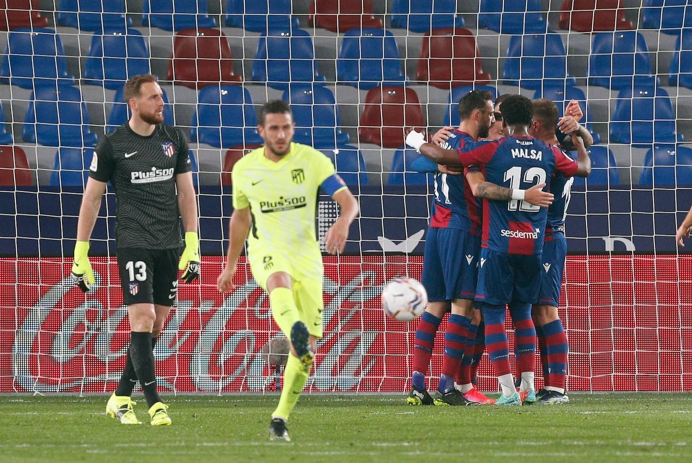 Fotos: Las mejores imágenes del Levante UD-Atlético de Madrid