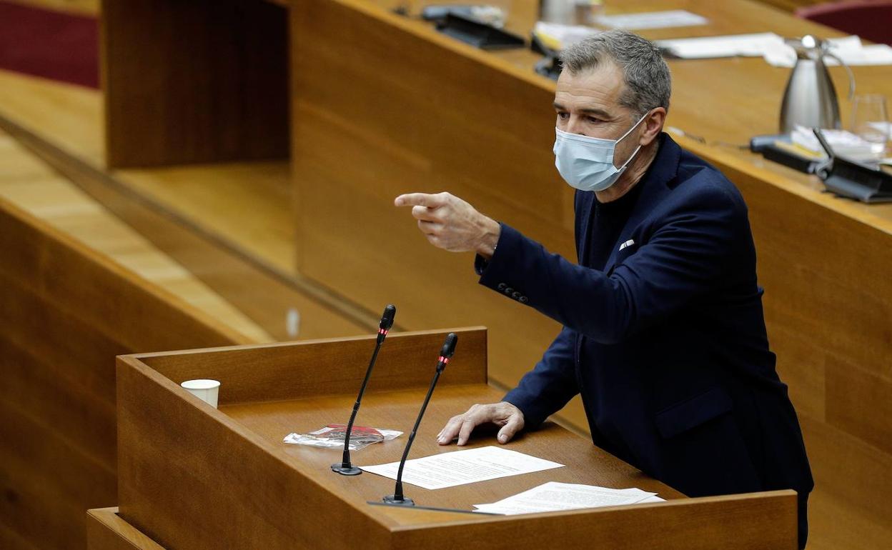 Toni Cantó, en una intervención en Les Corts. 