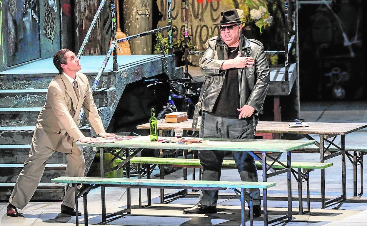 El tenor Ambrogio Maestri repite en la reposición de 'Fasltaff' en Les Arts tras la cancelación de enero. 