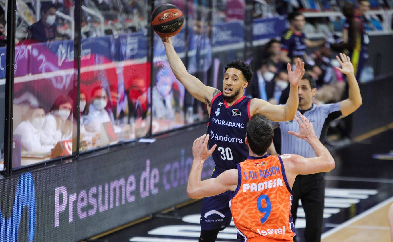 Fotos: Las mejores imágenes del Morabanc Andorra-Valencia Basket