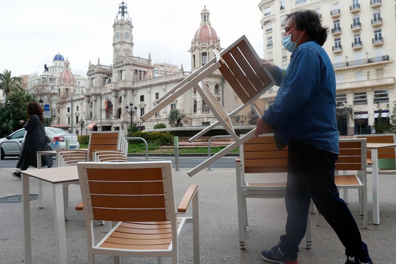 Los bares valencianos vuelven a abrir sus puertas