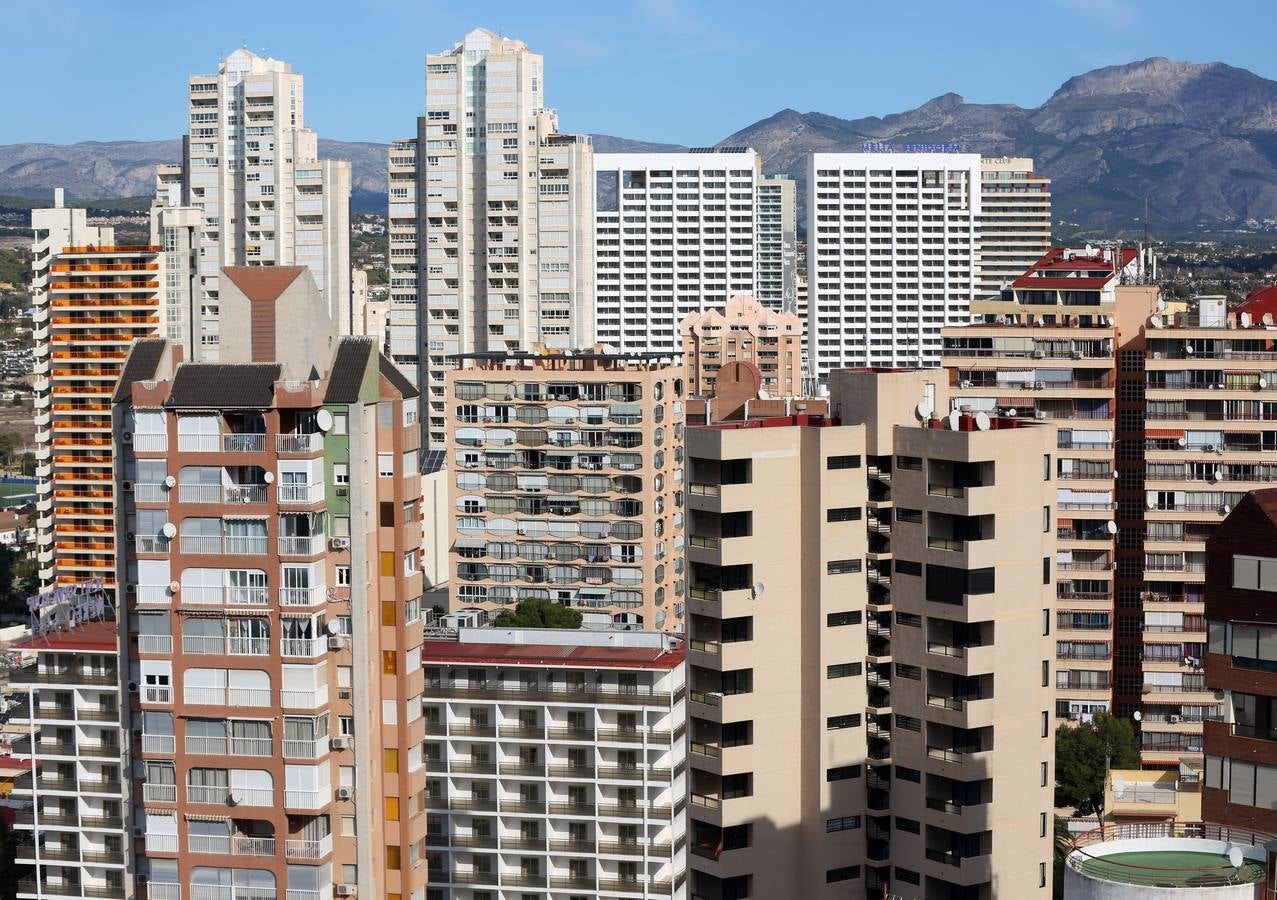 Hoteles vacíos en Benidorm. 