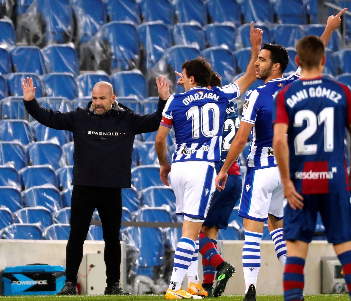 Fotos: Las mejores imágenes del Real Sociedad-Levante UD