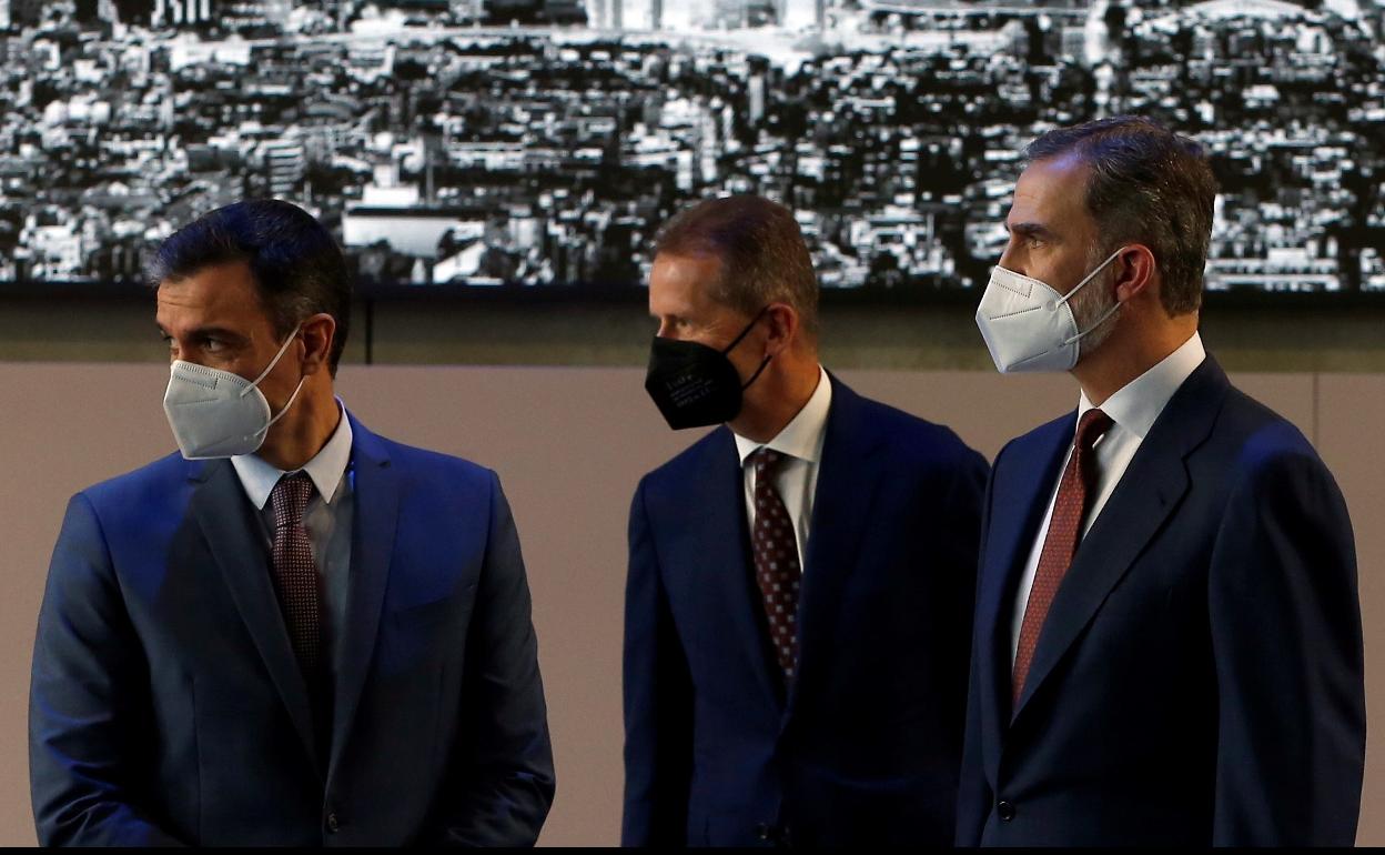 PSOE, PP y Vox rechazan que Felipe VI comparezca en el Congreso
