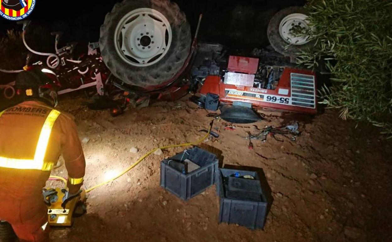 Lugar del accidente donde volcó el camión. 