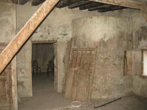 Dos monumentos valencianos han entrado en la lista roja del patrimonio, una iniciativa de la asociación Hispania Nostra que recoge bienes sometidos a riesgo de desaparición, destrucción o alteración esencial de sus valores. Se trata del chalé Giner Cortina, en la localidad de Torrent (Valencia), y la alquería casa de Bonanza, en Orihuela (Alicante). En pantalla, una imagen del segundo.