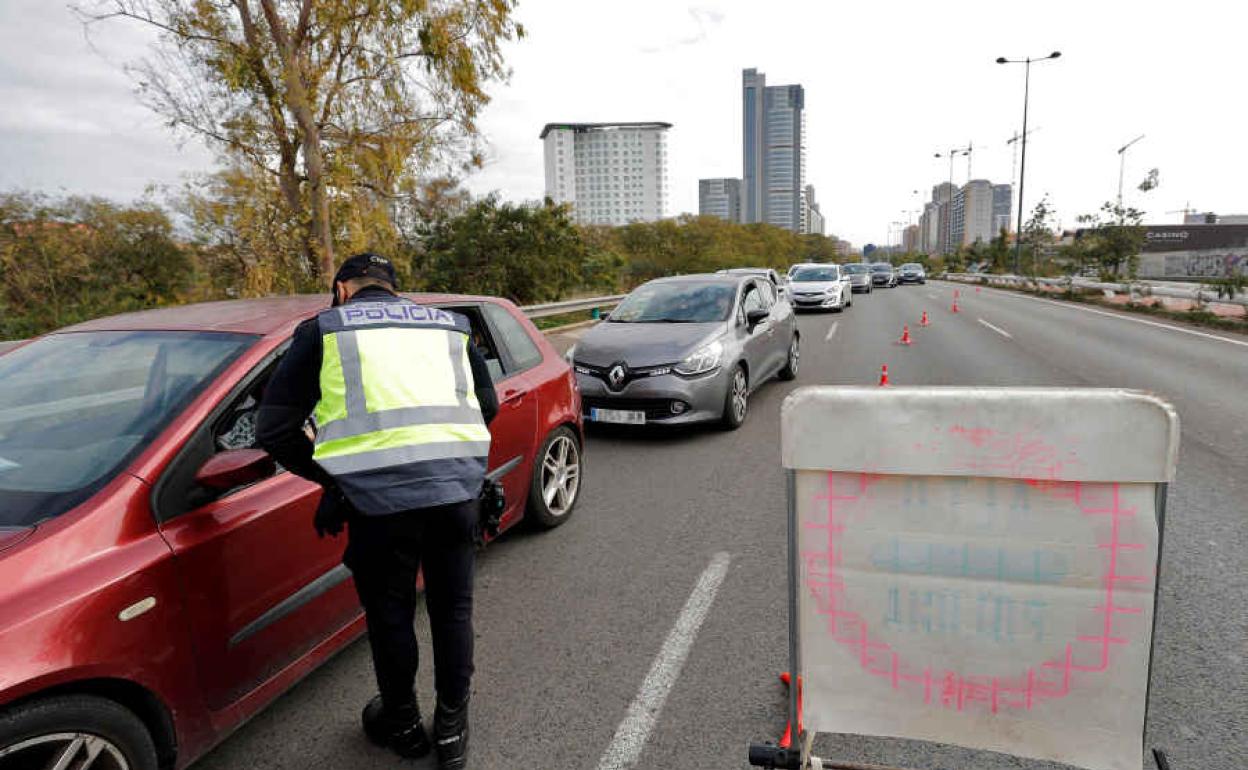 Control policial en Valencia.