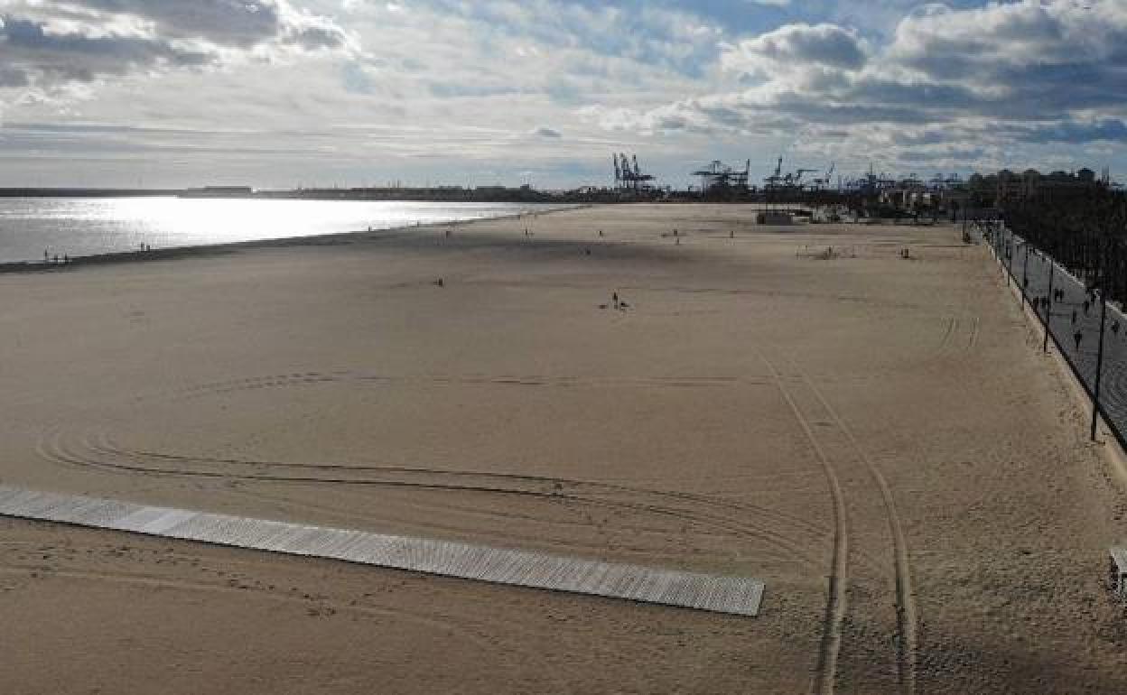 Playa de la Malvarrosa, en una imagen de archivo.