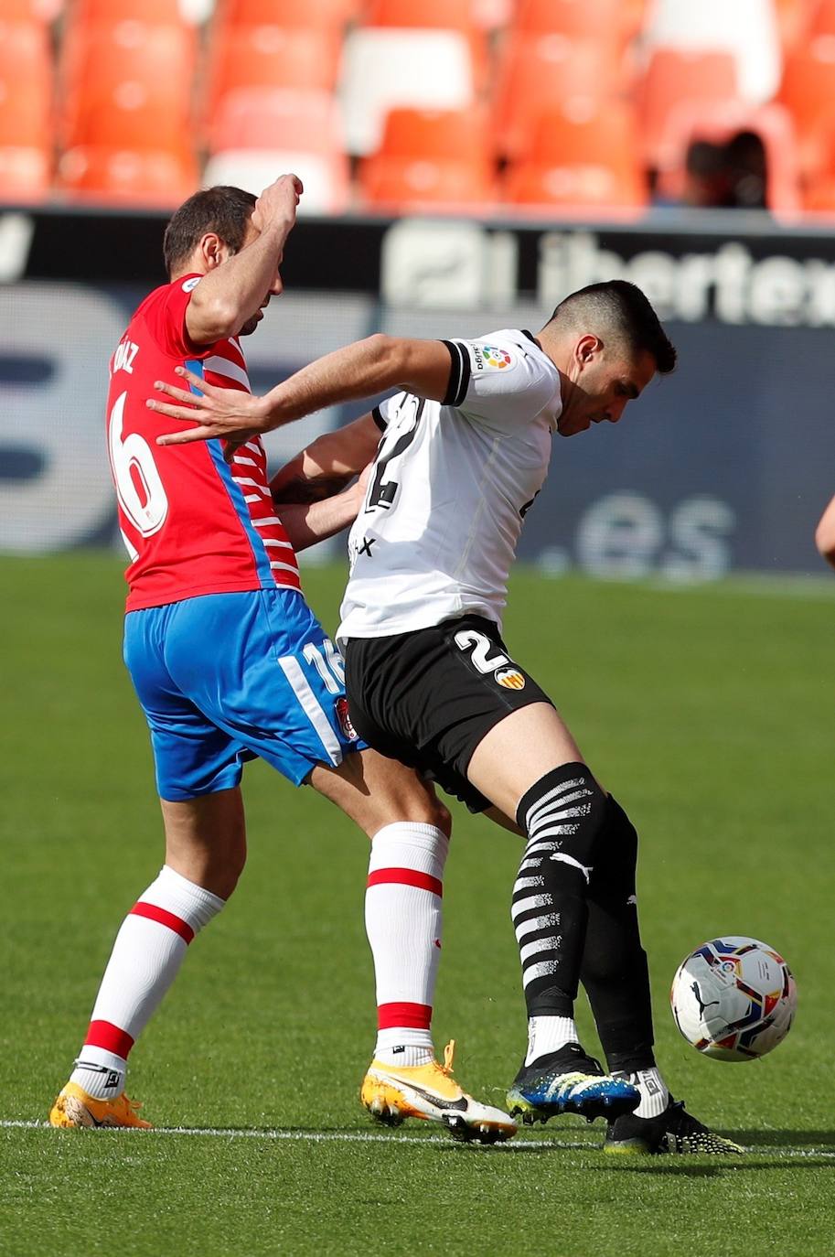 Fotos: Las mejores imágenes del Valencia CF - Granada