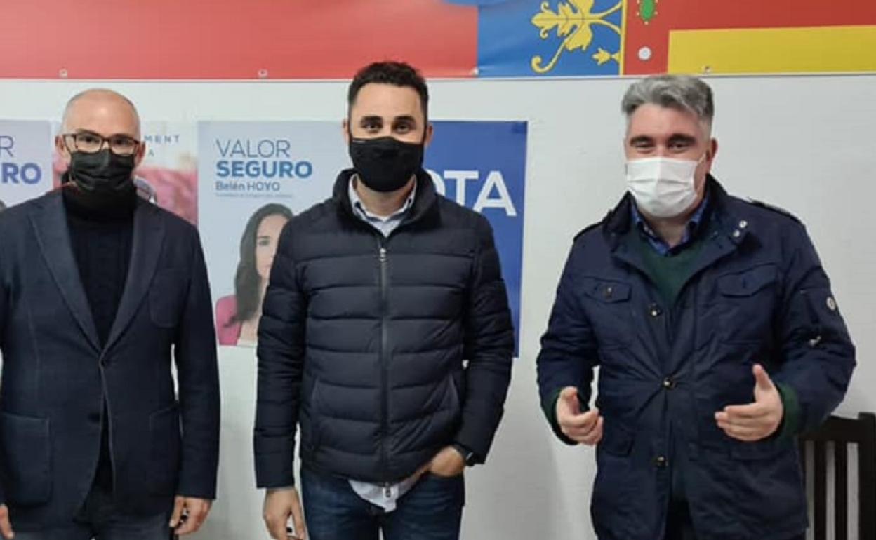 Francisco López, en el centro, ha contado con el mayoritario respaldo de los afiliados. 