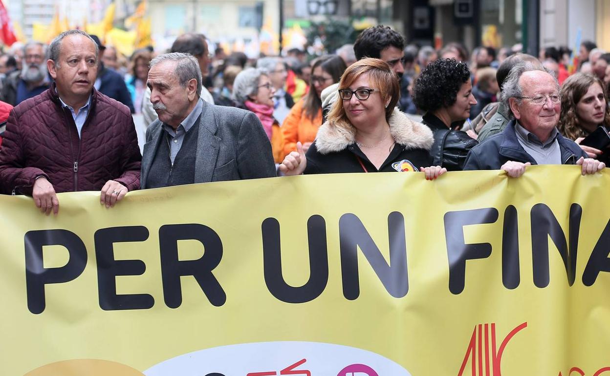 Eliseu Climent, segundo por la izquierda, impulsor de Acció Cultural, una de las entidades más beneficiadas. 