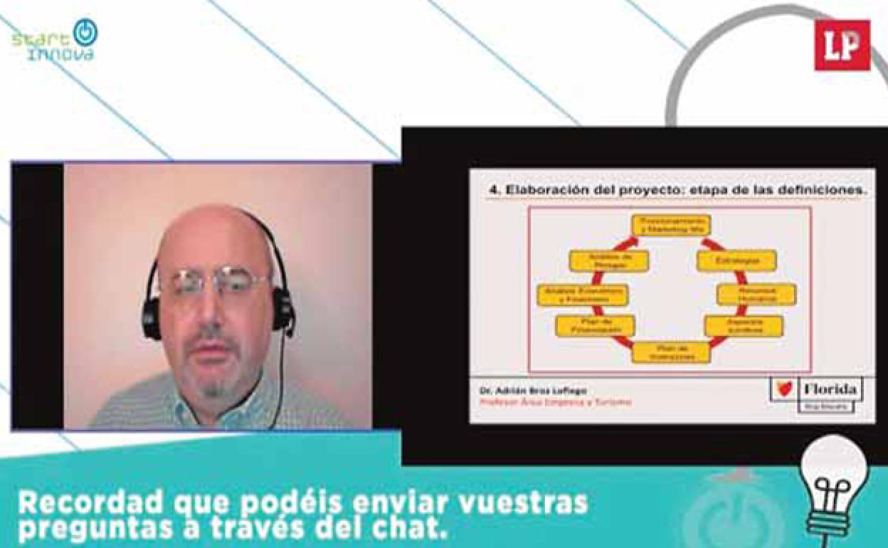 Un instante de la intervención de Adrián Broz Lofiego, profesor de Florida Universitària. 