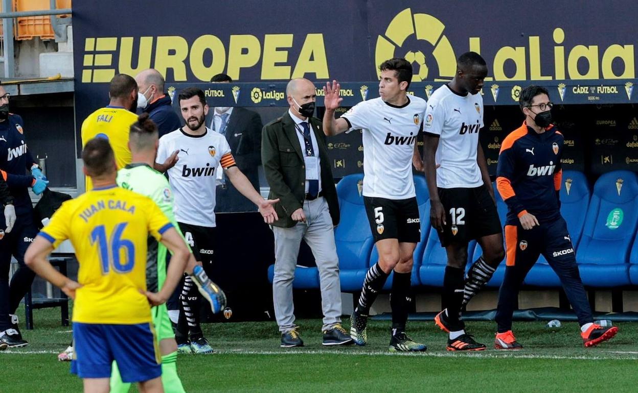 Mouctar Diakhaby durante el partido ante el Cádiz