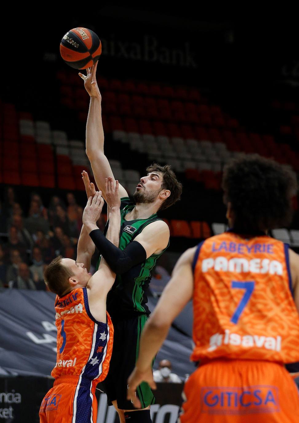 Fotos: Las mejores imágenes del Valencia Basket-Joventut de Badalona