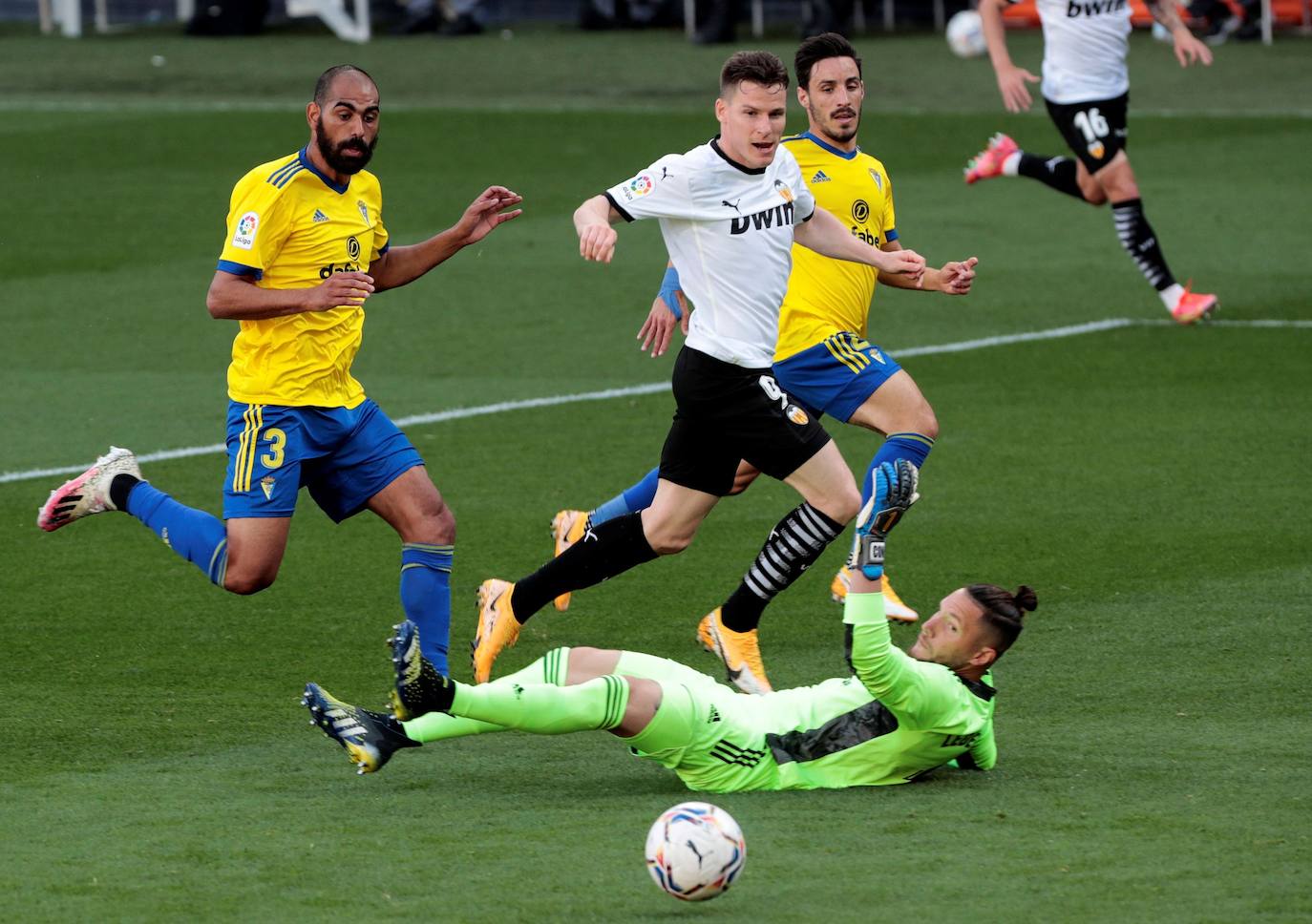 Fotos: Las mejores imágenes del Cádiz CF-Valencia CF