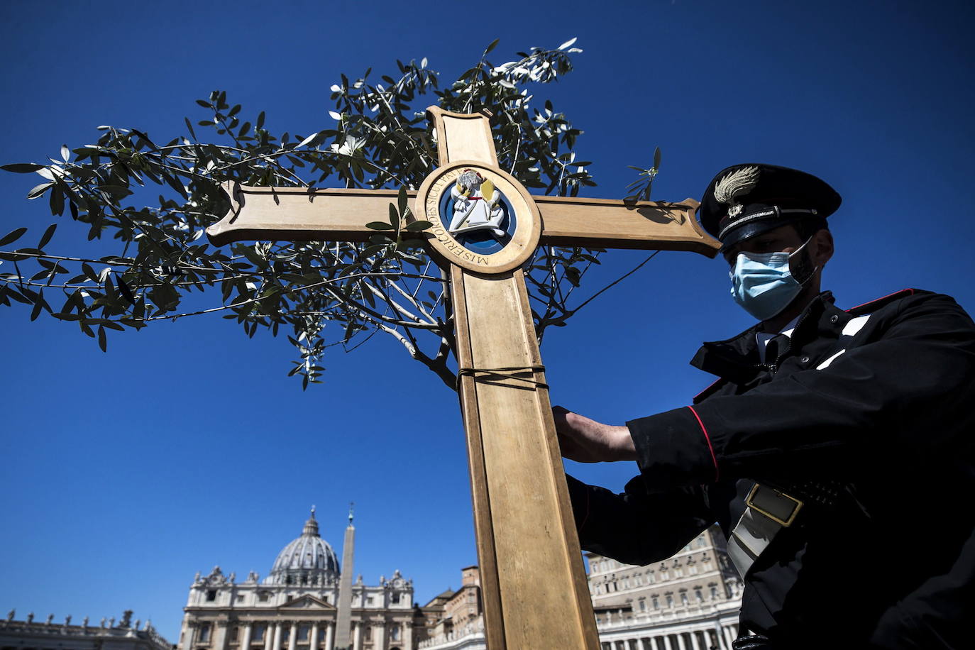 Vaticano: Una Pascua marcada por la pandemia que se celebra en todo el mundo