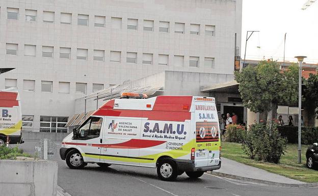 Tres heridos tras chocar dos coches en Peñíscola