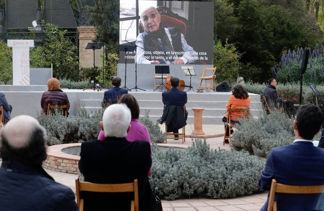 Fotos: Valencia brinda su homenaje a Brines