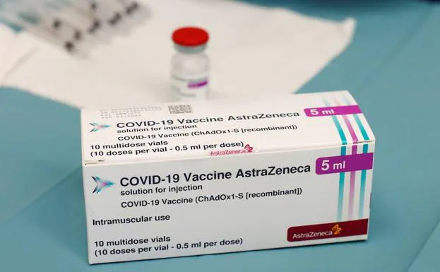 La Agencia Española del Medicamento incluye un nuevo síntoma tras recibir la vacuna de Astrazeneca que necesita atención médica inmediata