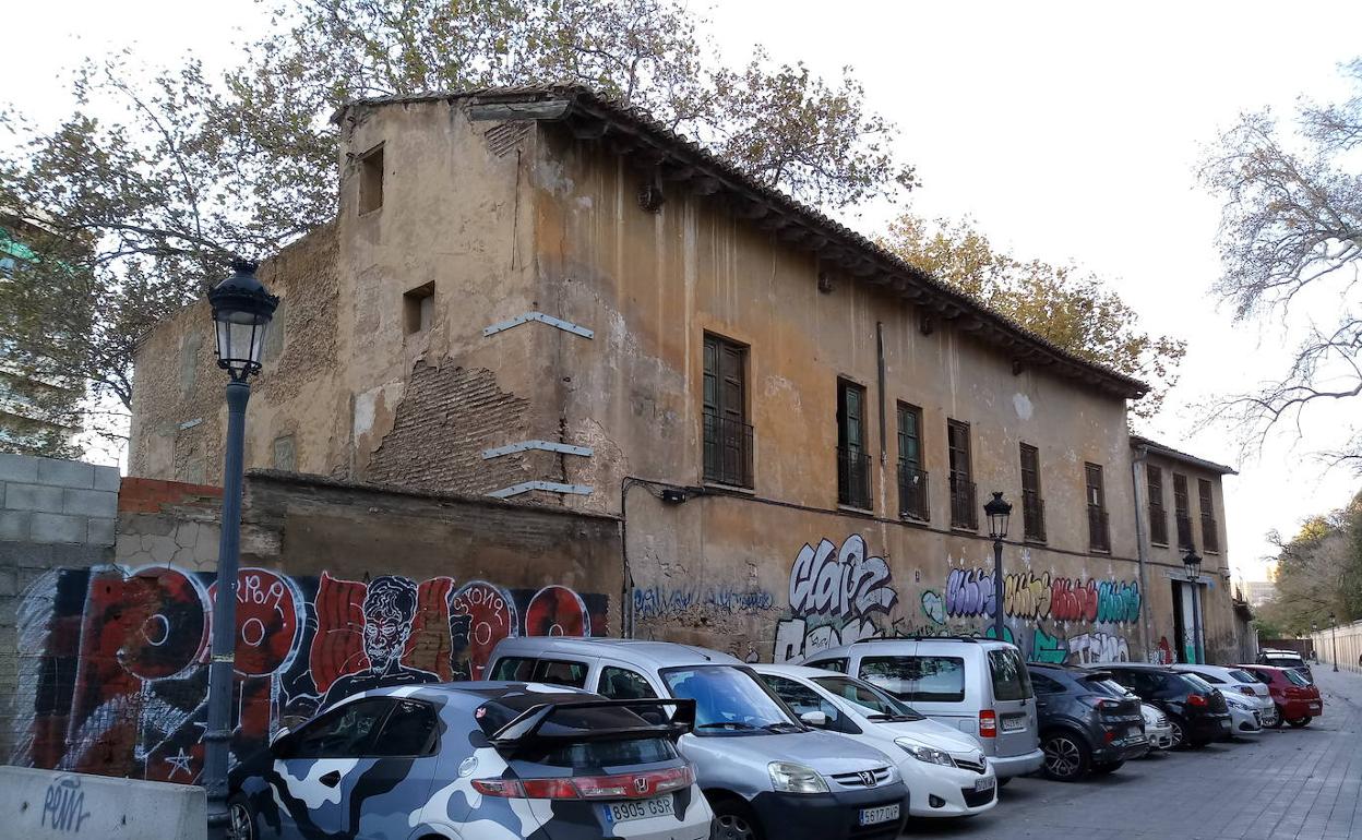 Un centenar de monumentos de Valencia ensuciados por el vandalismo