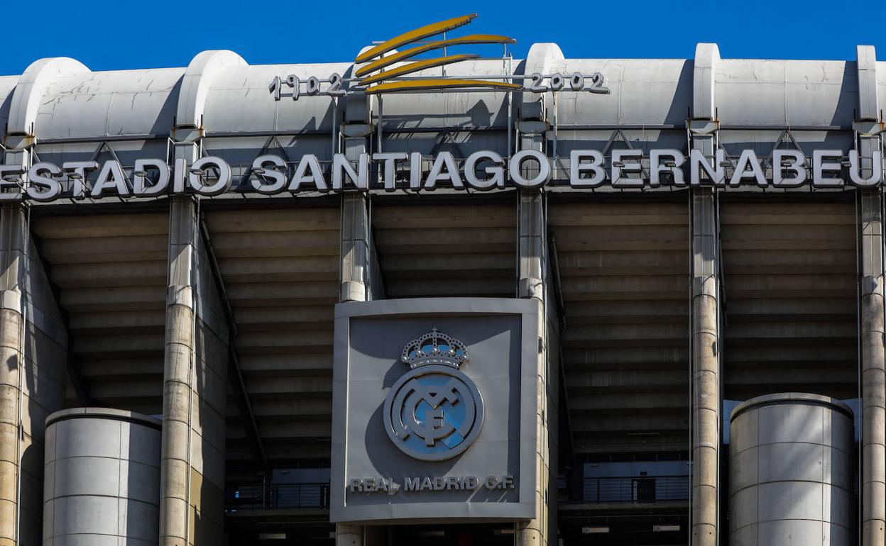 Fachada del Santiago Bernabéu. 