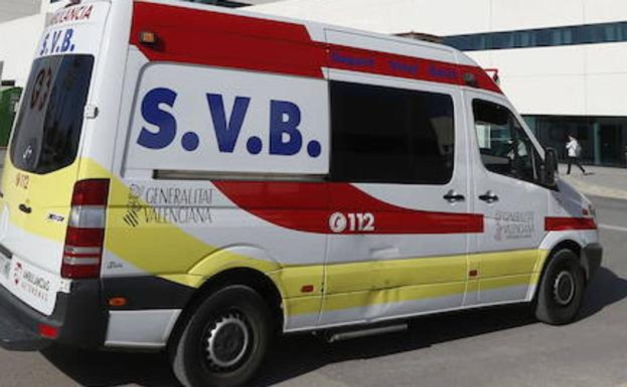 Cuatro heridos en un accidente de tráfico en la A-7 en l'Alcúdia
