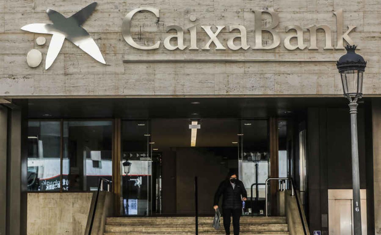 Sede de CaixaBank en Valencia.