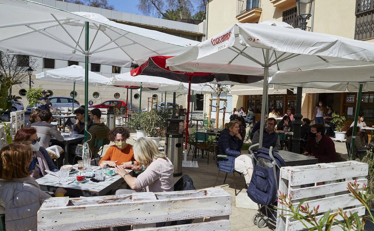 Una terraza de hostelería en Valencia. 