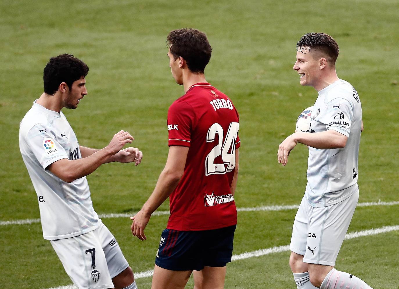 Fotos: Las mejores imágenes del Osasuna-Valencia CF