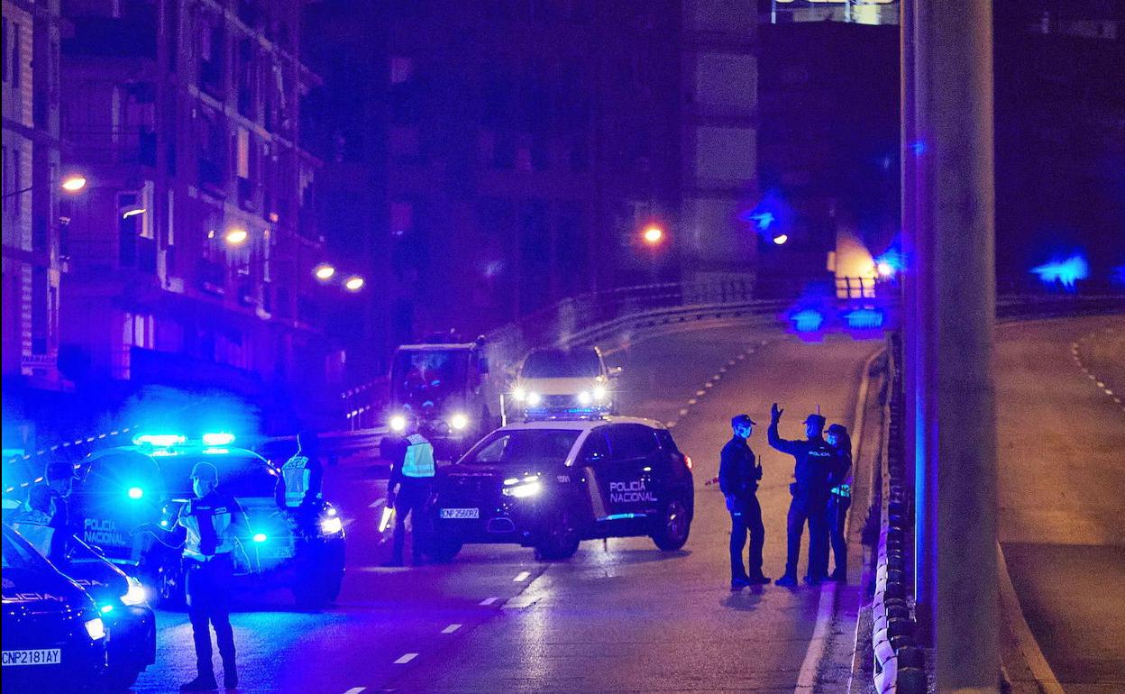 Vigilancia durante el toque de queda en Valencia