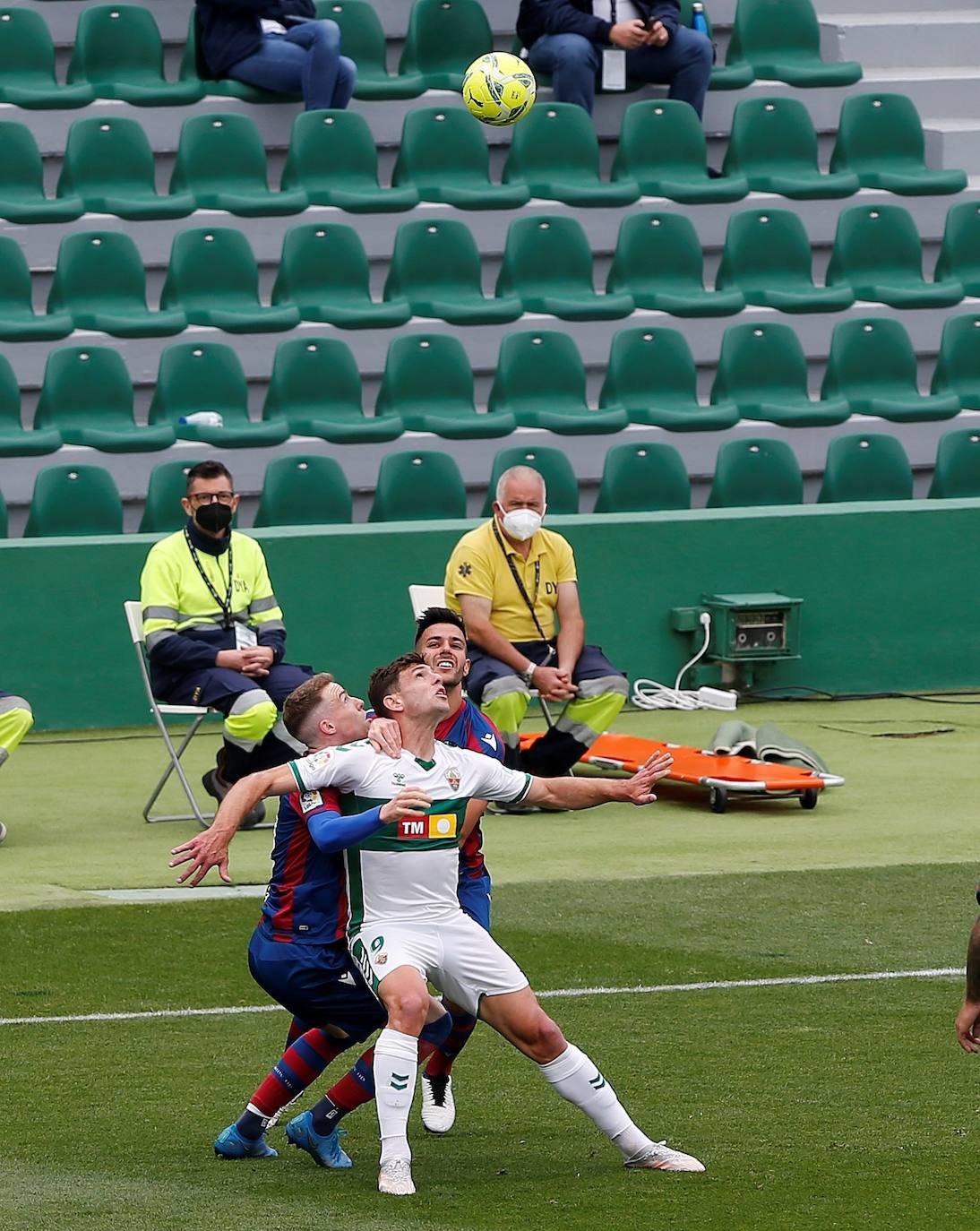 Fotos: Las mejores imágenes del Elche CF-Levante UD