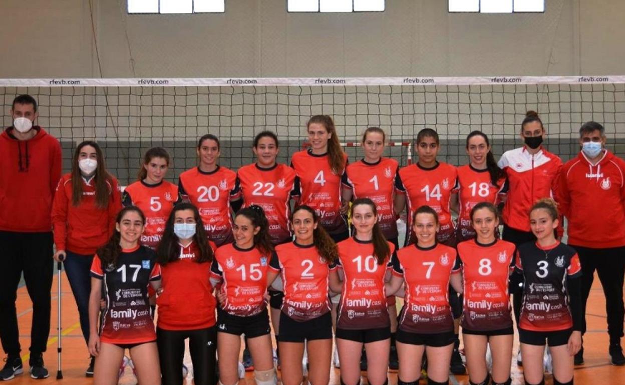 Equipo juvenil del Xàtiva Voleibol, que ganó el último encuentro. 