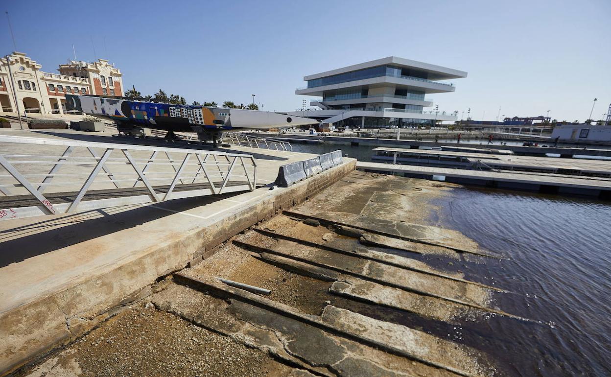 Imagen de La Marina de Valencia, con el Veles e Vents al fondo. 