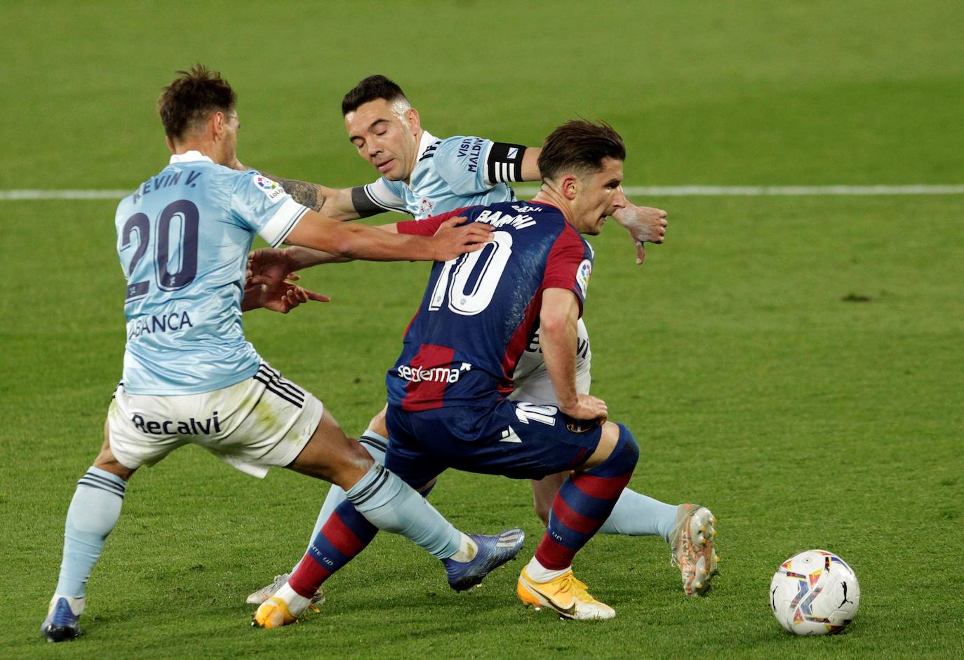 Fotos: Las mejores imágenes del Celta de Vigo-Levante UD