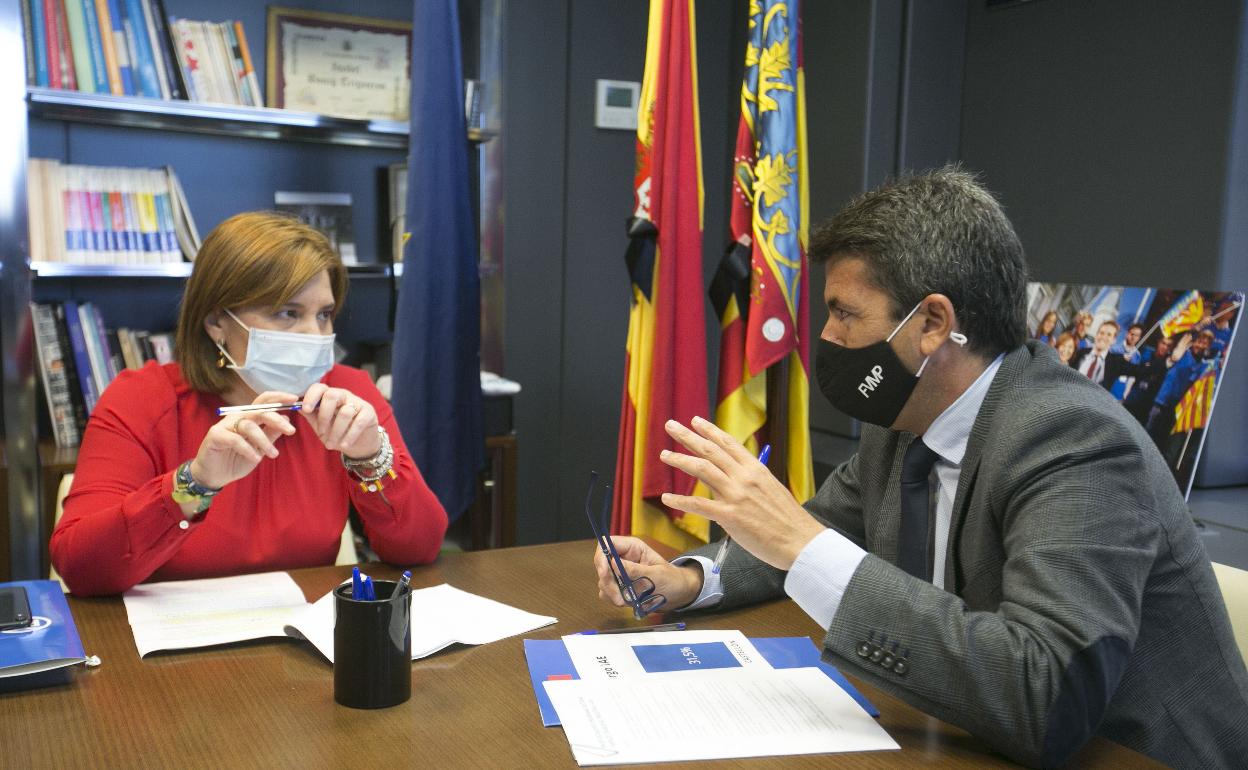 Isabel Bonig y Carlos Mazón. 