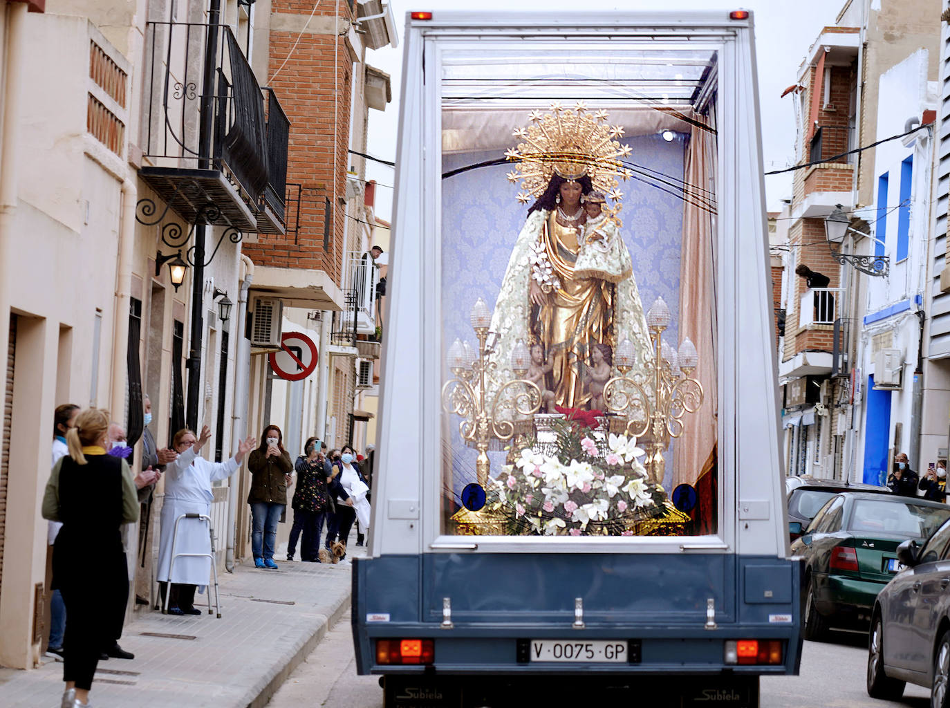 El 'Maremóvil' de la Virgen visita La Punta, Pinedo, El Saler y El Palmar