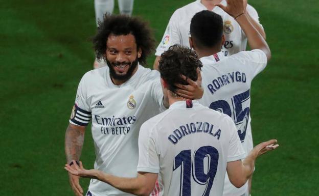 Marcelo celebra un gol