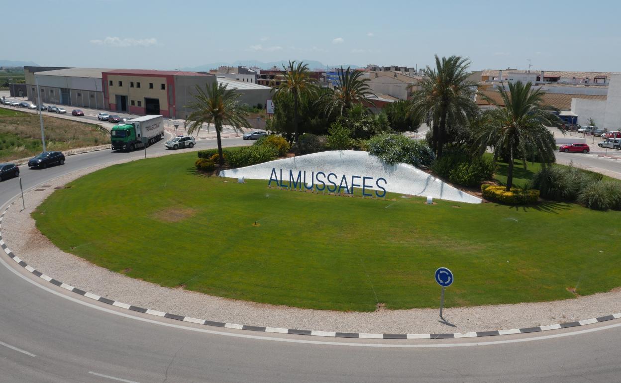 Almussafes reduce su deuda en los últimos años. 