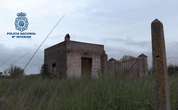 Casa abandonada en la que residía el fugitivo. 