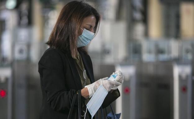 ¿Por qué la OCU pide que la mascarilla no sea ya obligatoria en la calle?