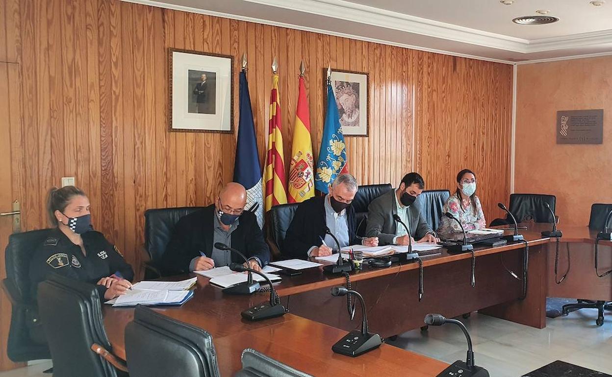 Un momento de la Junta Local de Seguridad celebrada en Ondara. 