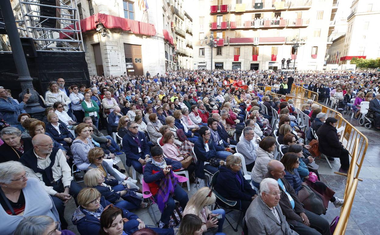 Misa d'Infants de hace dos años, en su última celebración en la plaza de la Virgen. 