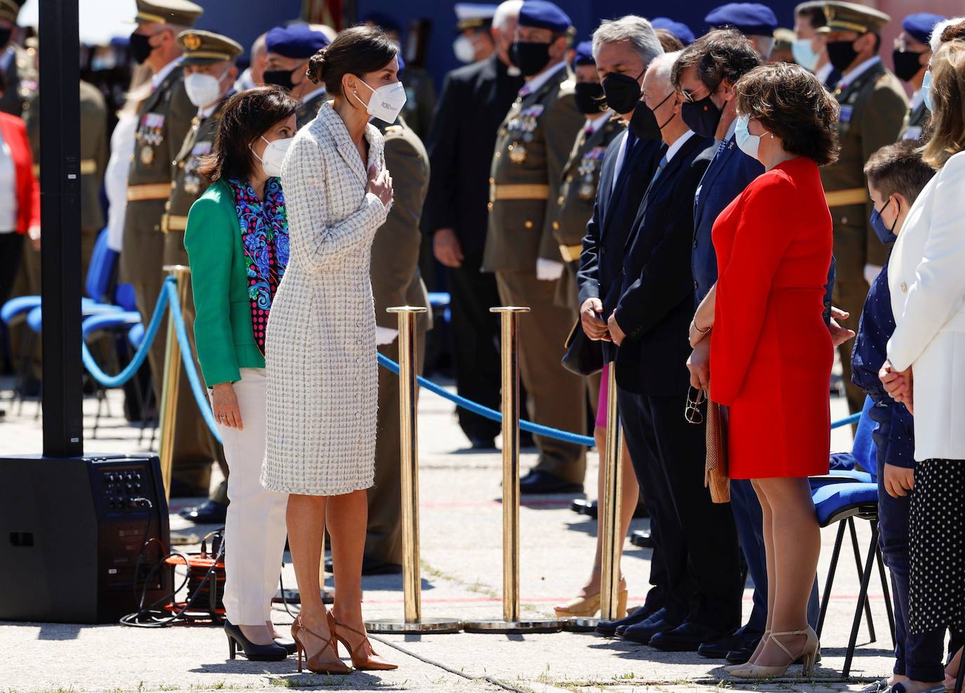 Fotos: La Reina Letizia, espectacular con el vestido del bautizo de la Princesa Leonor