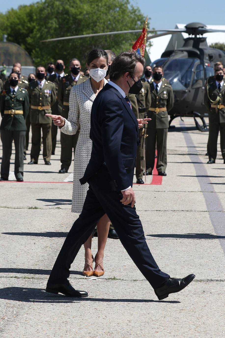 Fotos: La Reina Letizia, espectacular con el vestido del bautizo de la Princesa Leonor