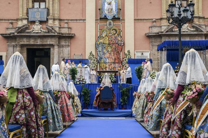 Missa d'Infants y traslado de la Virgen en Valencia