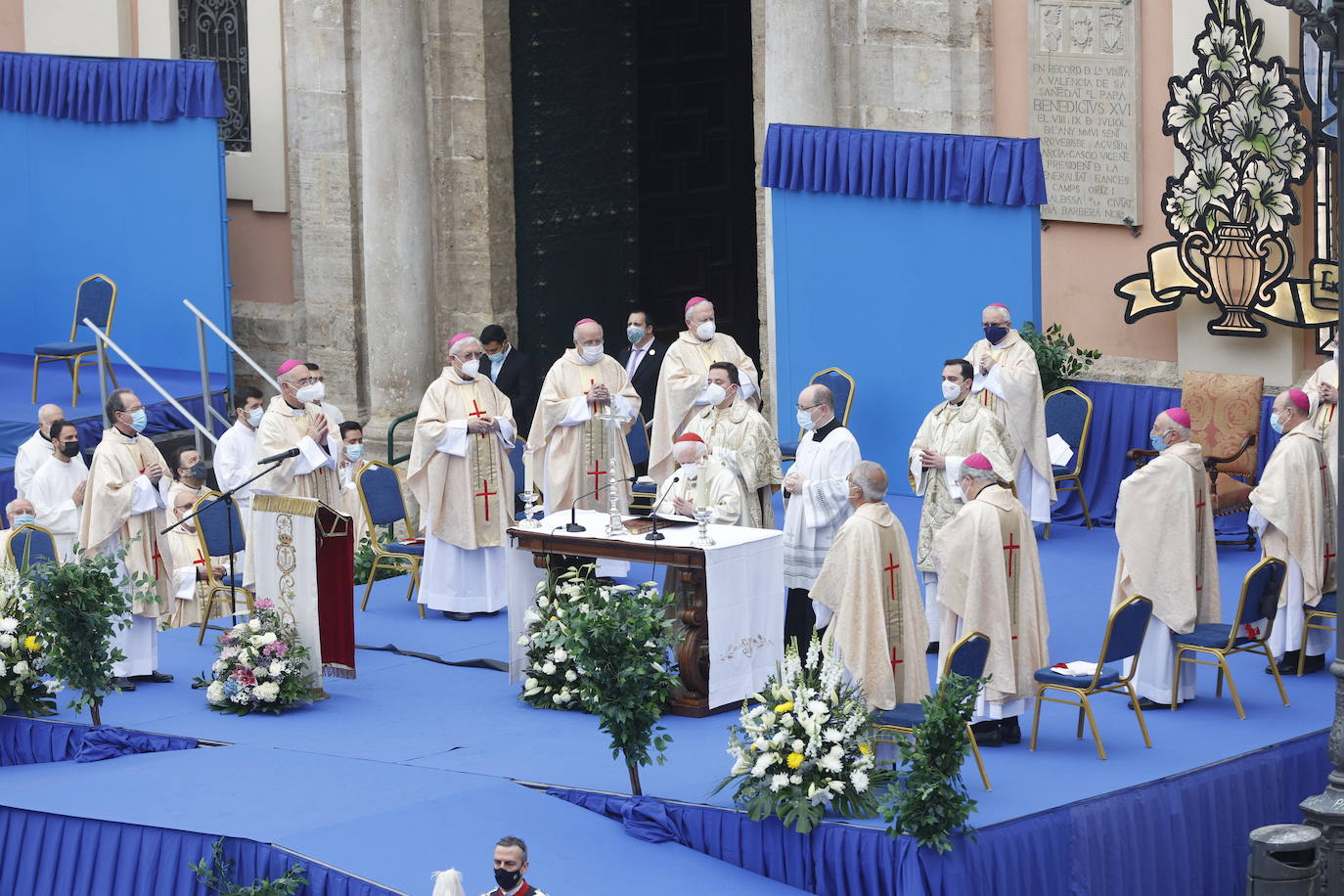 Missa d'Infants y traslado de la Virgen en Valencia