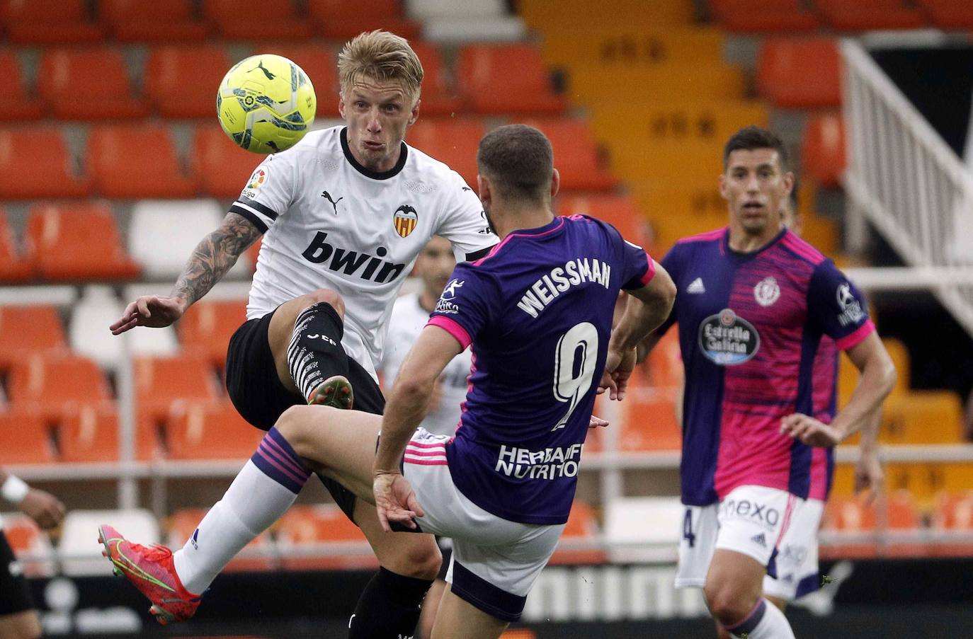 Fotos: Las mejores imágenes del Valencia CF-Real Valladolid