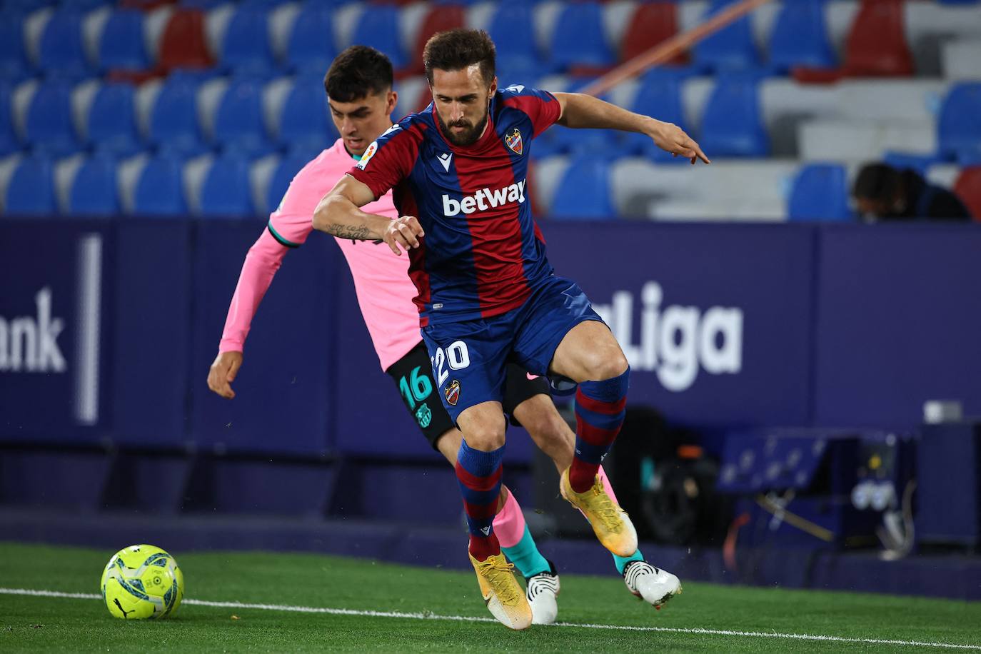 Fotos: Las mejores imágenes del Levante UD-FC Barcelona