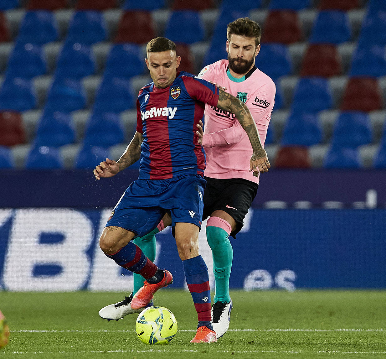 Fotos: Las mejores imágenes del Levante UD-FC Barcelona